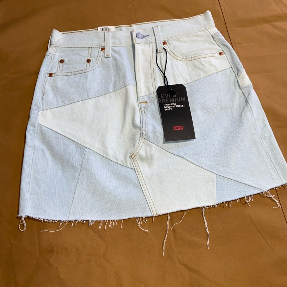 Levi’s high rise deconstructed skirt